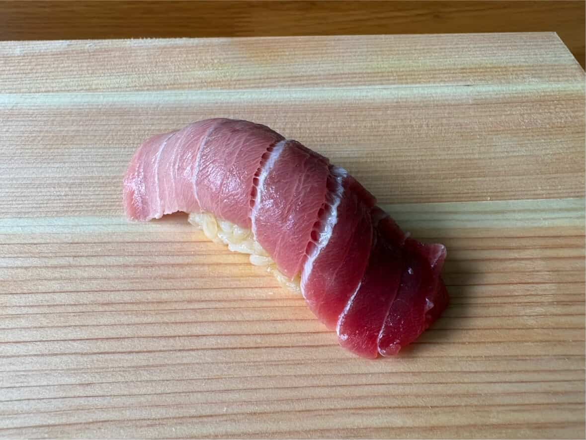 中トロ握り